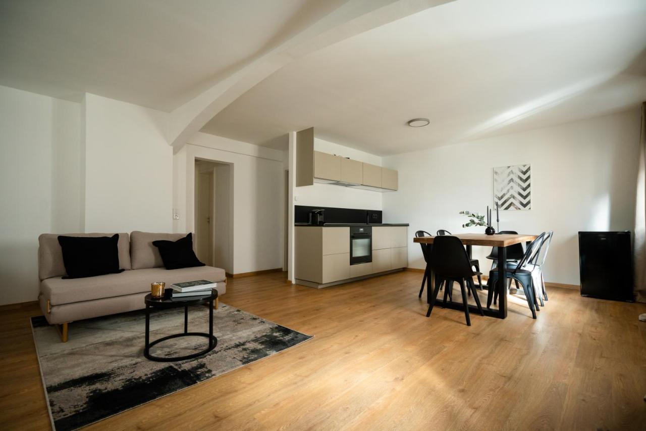 Oldtown Studio Apartment With 2 Bathrooms Dusseldorf Bagian luar foto