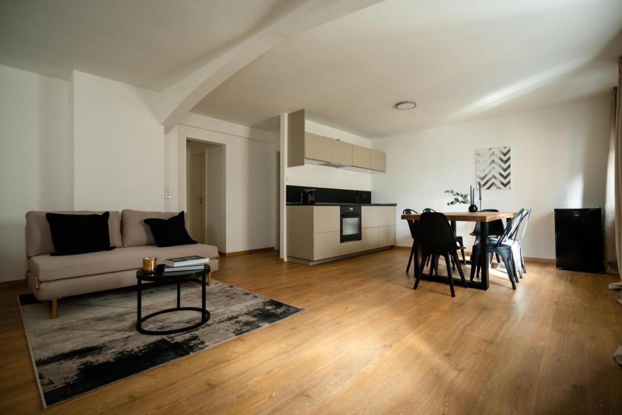 Oldtown Studio Apartment With 2 Bathrooms Dusseldorf Bagian luar foto